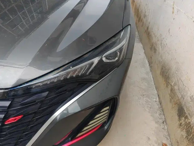 Changan Eado — Фото автомобиля 5