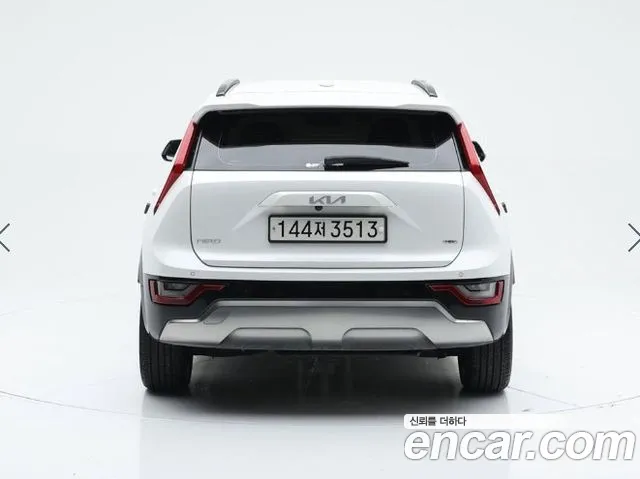 Kia Niro The All New Niro Signature — Фото автомобиля 5
