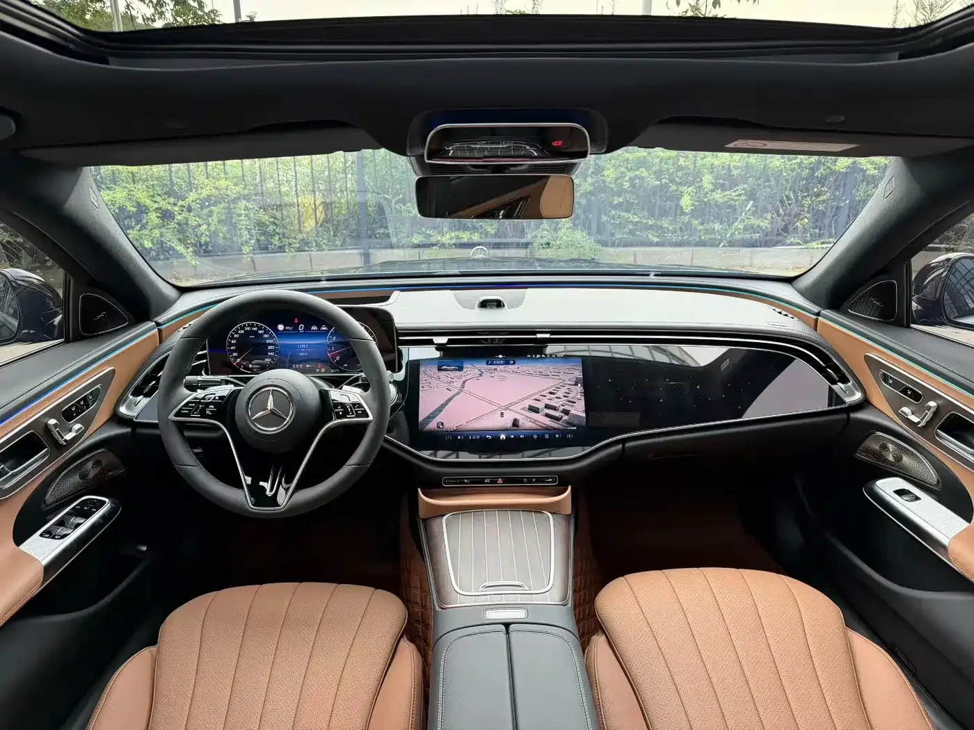 Mercedes-Benz Mercedes-Benz E-Class 2025 E 300 L Premium — Фото автомобиля 4