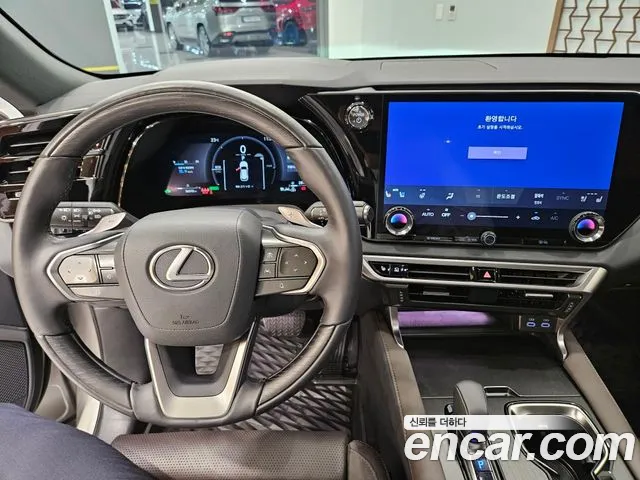 Lexus RX — Фото автомобиля 15