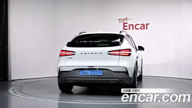 Genesis GV60 — Фото автомобиля 4