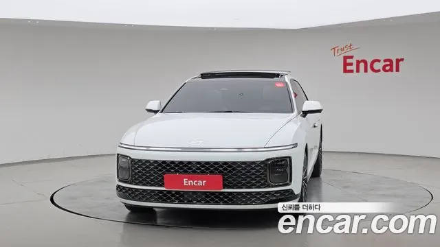 Hyundai Grandeur GN7 — Фото автомобиля 3