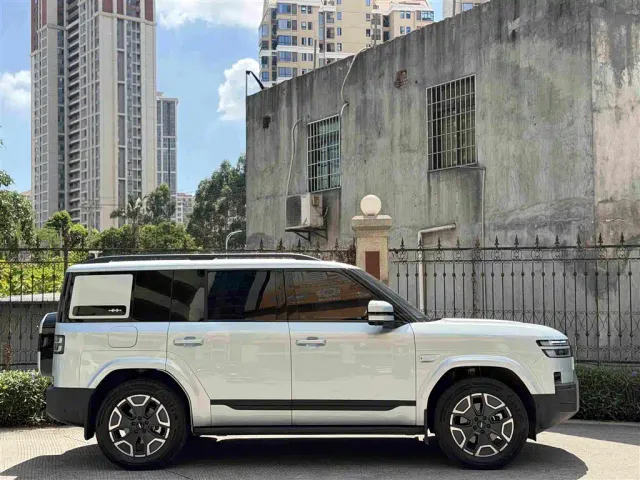 BYD FangChengBao Titanium 7 — Фото автомобиля 7