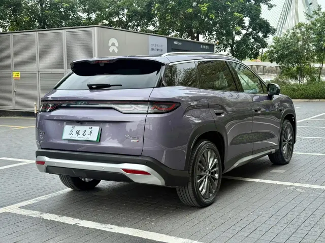 BYD Song Ultra — Фото автомобиля 6