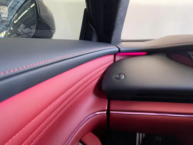 Xiaomi SU7 — Фото автомобиля 20