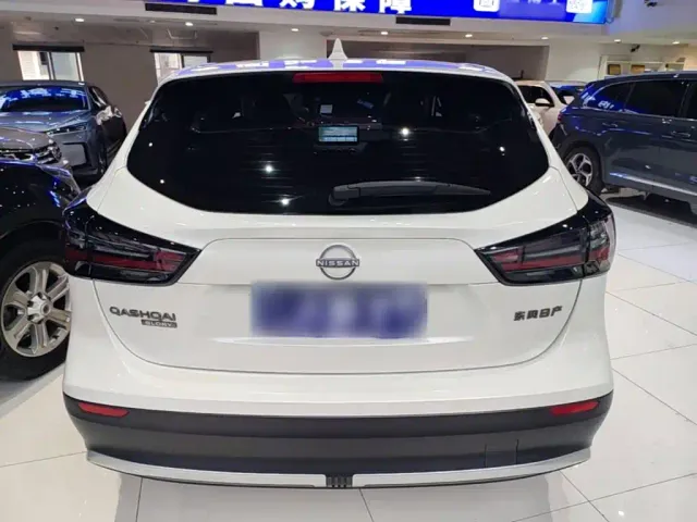 Nissan Qashqai — Фото автомобиля 5