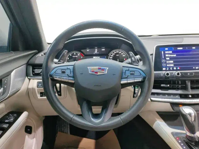 Cadillac CT4 — Фото автомобиля 15