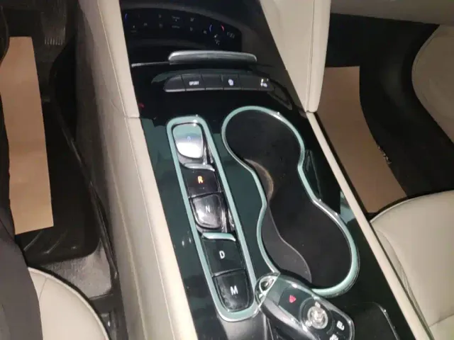 Buick Regal — Фото автомобиля 13