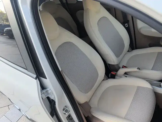 Wuling Hongguang Mini EV — Фото автомобиля 24