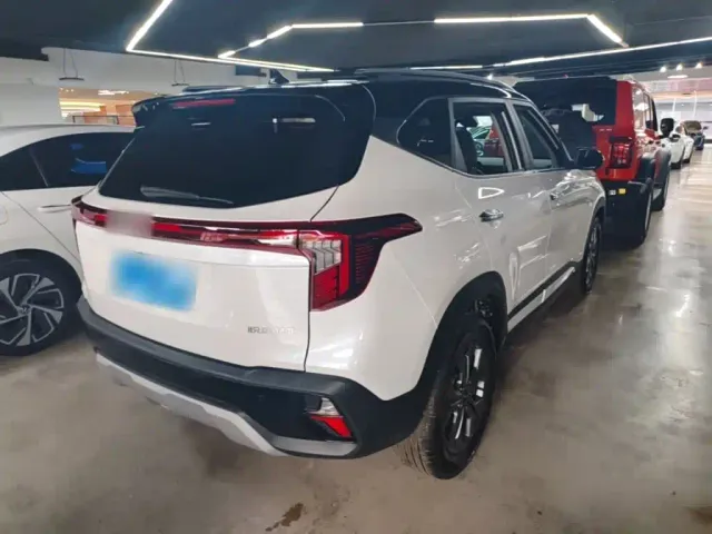 Kia Seltos — Фото автомобиля 6