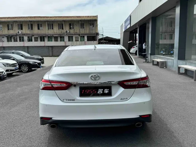 Toyota Camry — Фото автомобиля 8