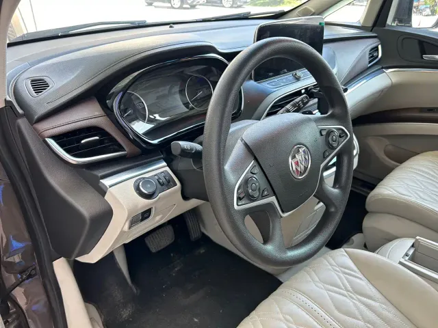 Buick GL8 — Фото автомобиля 7