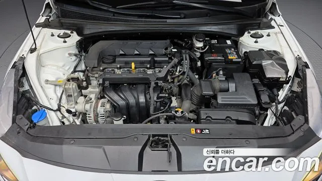 Hyundai Avante — Фото автомобиля 9
