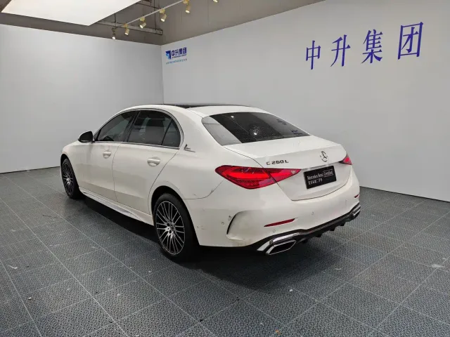 Mercedes-Benz C-Class — Фото автомобиля 4