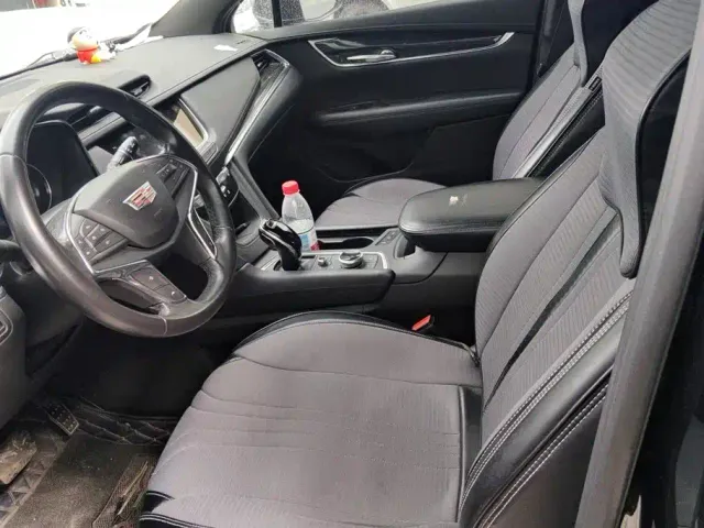 Cadillac XT5 — Фото автомобиля 9