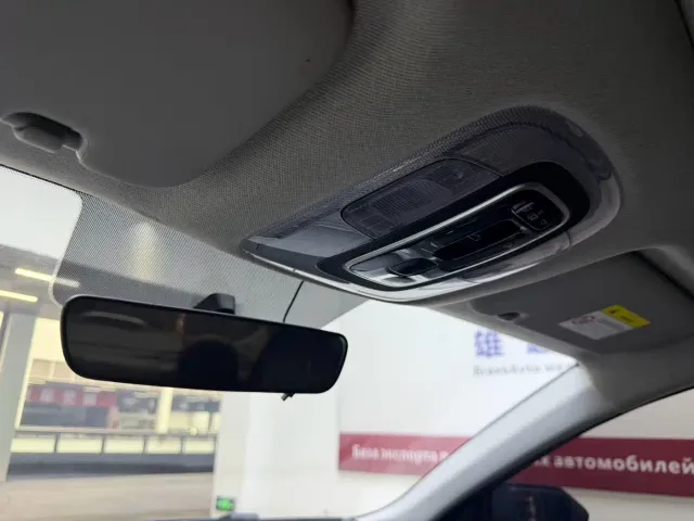 Hyundai Elantra — Фото автомобиля 8