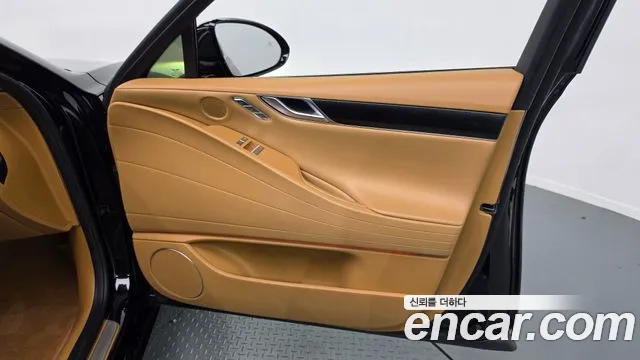 Genesis G80 Бензин 2.5 турбо AWD — Фото автомобиля 24