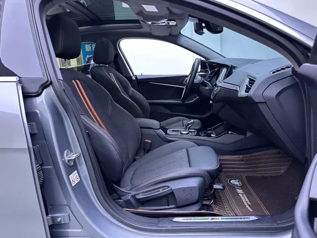 BMW 2 Series — Фото автомобиля 13