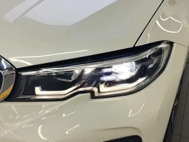 BMW 3 Series — Фото автомобиля 18