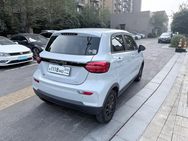 Leapmotor T03 — Фото автомобиля 6