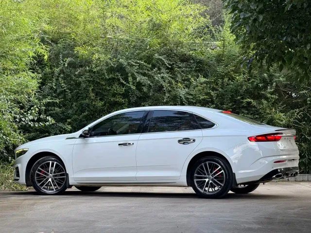 Geely Xingrui — Фото автомобиля 10