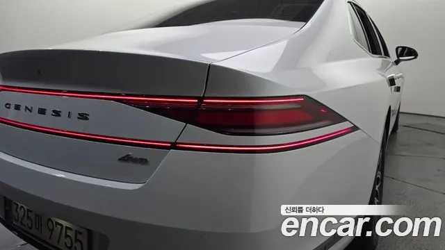 Genesis G90 Бензин 3.5 турбо AWD — Фото автомобиля 4