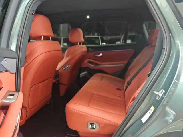 BYD Tang L — Фото автомобиля 8