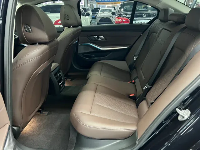 BMW i3 — Фото автомобиля 6