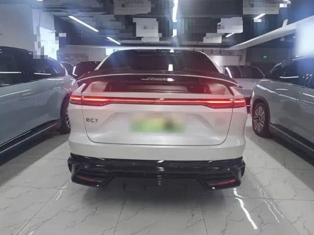 Nio EC7 — Фото автомобиля 5
