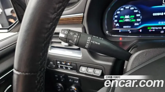 Chevrolet Tahoe — Фото автомобиля 29