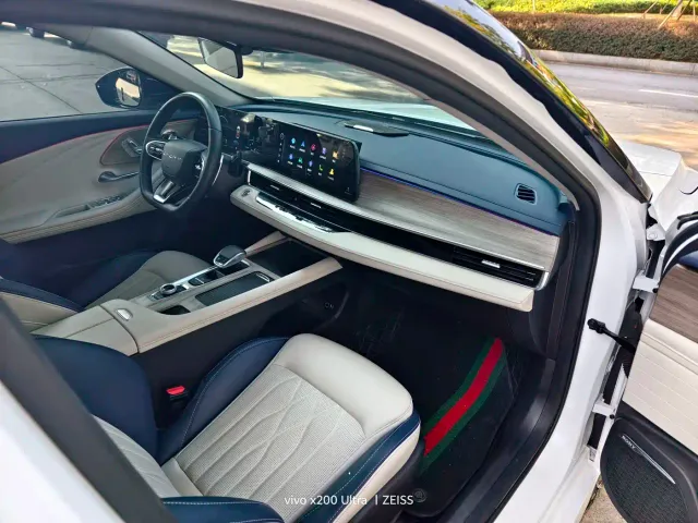 Chery Arrizo 8 — Фото автомобиля 9