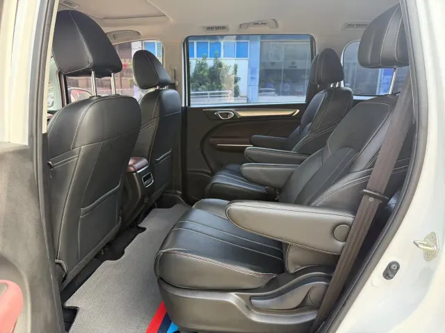 GAC Trumpchi M6 — Фото автомобиля 8