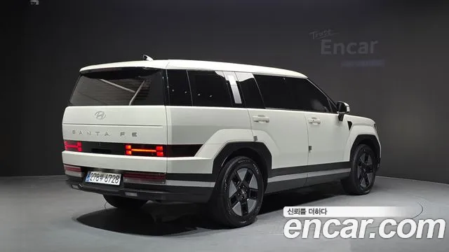 Фотография автомобиля — Hyundai Santafe