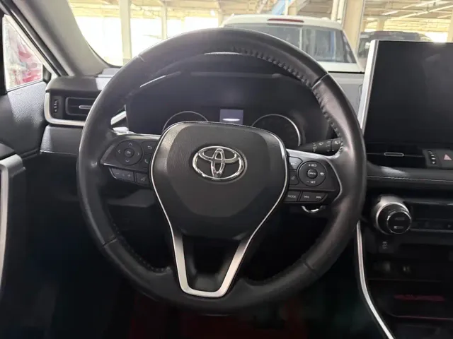 Toyota Wildlander — Фото автомобиля 12