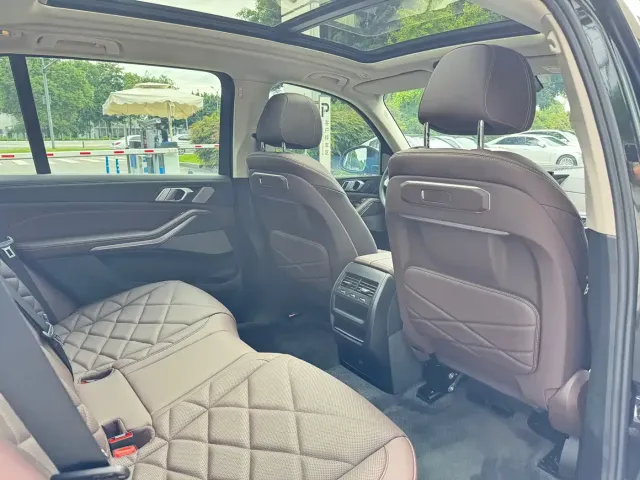 BMW X5 — Фото автомобиля 9