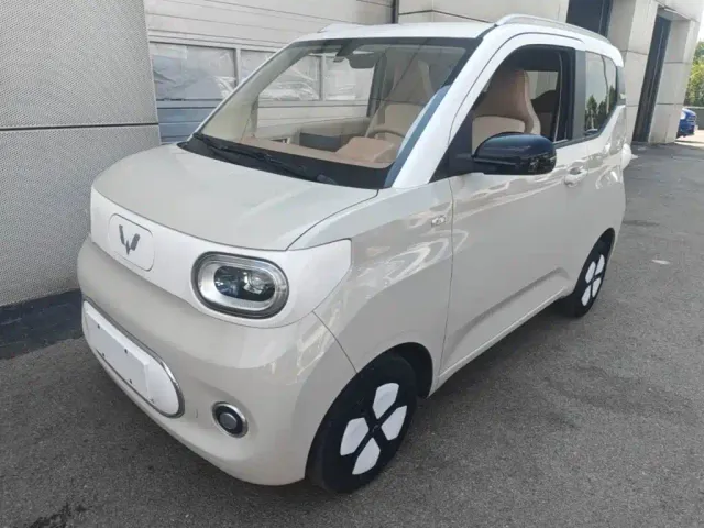 Фотография автомобиля — Wuling Hongguang Mini EV