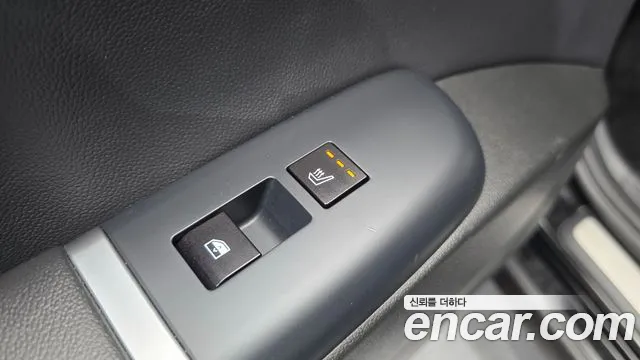 Hyundai Grandeur GN7 — Фото автомобиля 25
