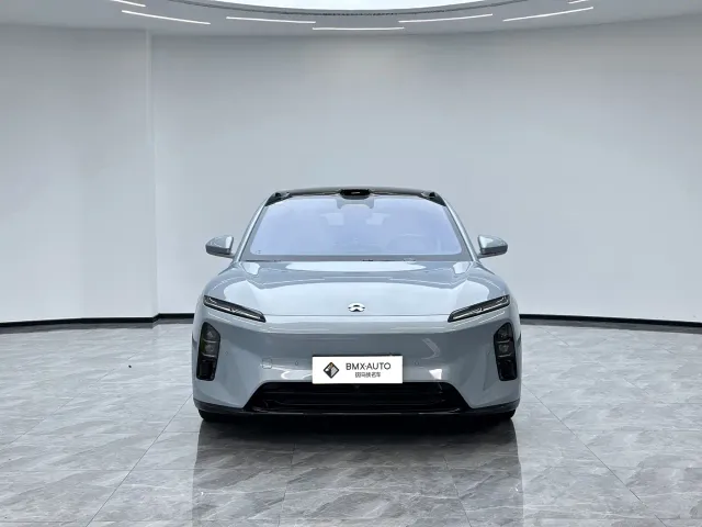 Nio ET5 Touring — Фото автомобиля 3