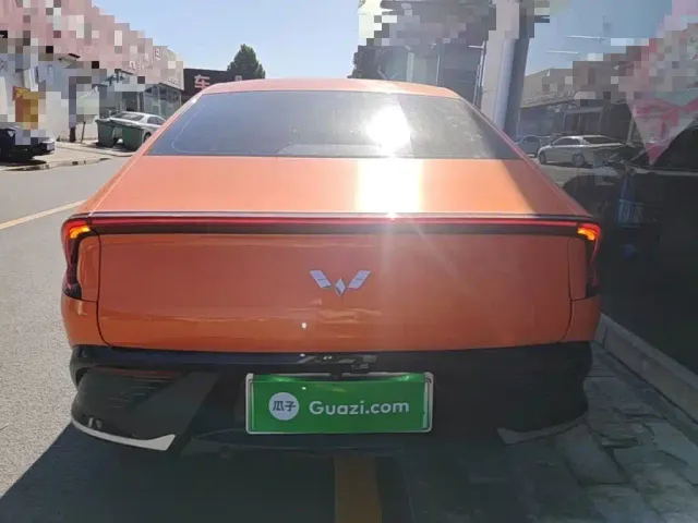 Wuling Starlight — Фото автомобиля 5