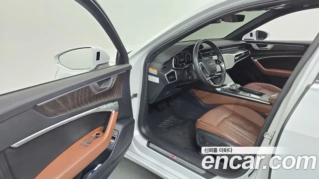 Audi A6 C8 — Фото автомобиля 15