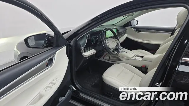 Hyundai Grandeur (New) Hybrid — Фото автомобиля 15