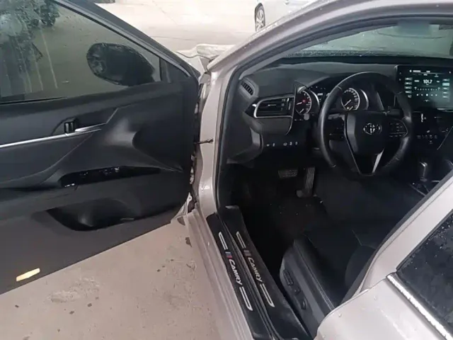 Toyota Camry — Фото автомобиля 22