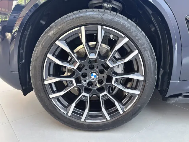 BMW X5 — Фото автомобиля 19