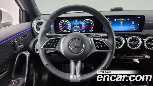 Mercedes-Benz A-Class W177 — Фото автомобиля 20