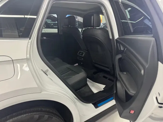 Audi Q5L — Фото автомобиля 8
