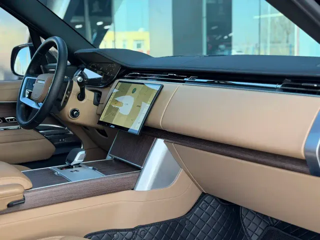 Land Rover Range Rover — Фото автомобиля 13