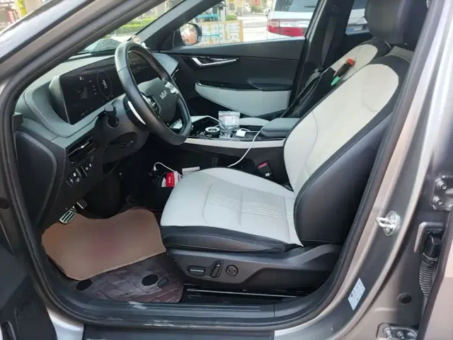 Kia EV6 — Фото автомобиля 14