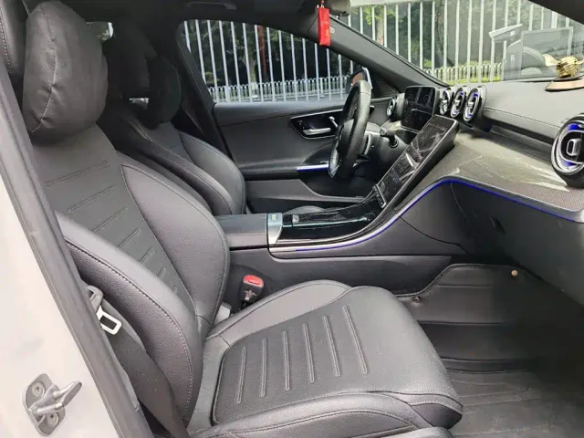 Mercedes-Benz C-Class — Фото автомобиля 10