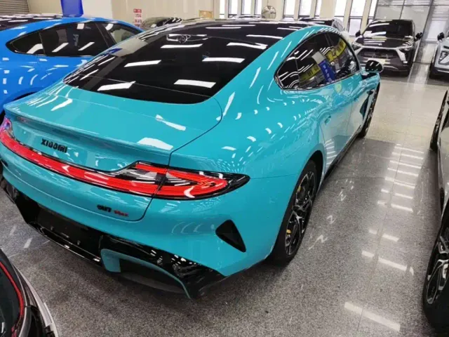 Xiaomi SU7 — Фото автомобиля 6