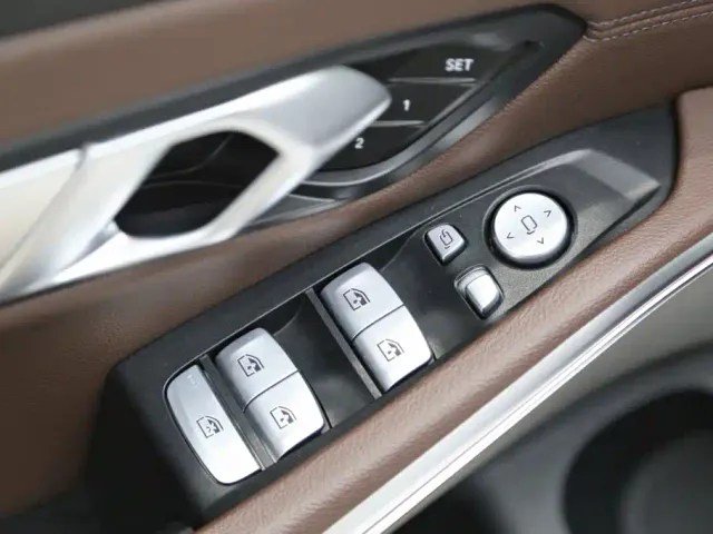 BMW 3 Series — Фото автомобиля 11